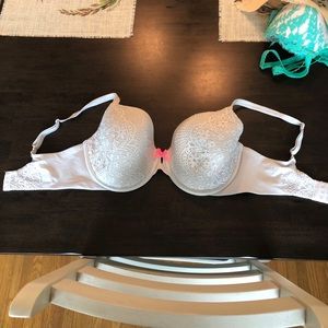 Body by Victoria Lined Perfect Coverage bra 36DDD
